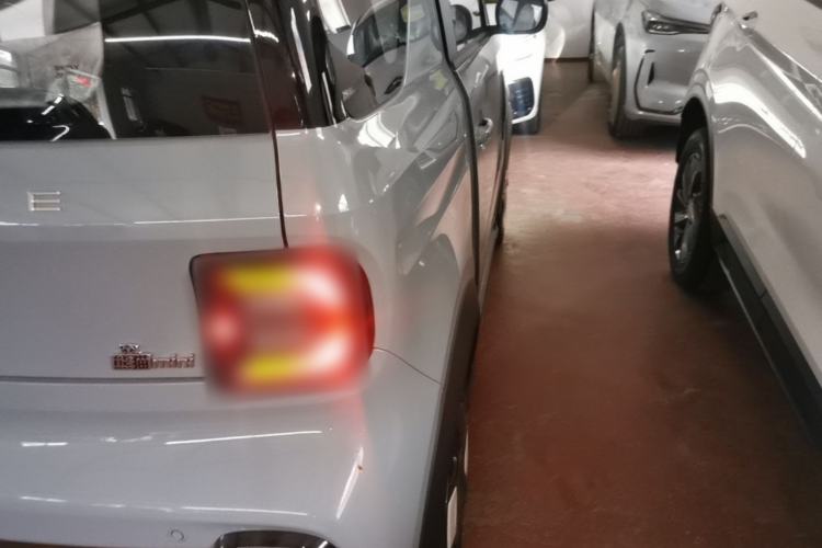 Used Geely Galaxy Panda 2025 210km Panda Kart Right Rear Taillight