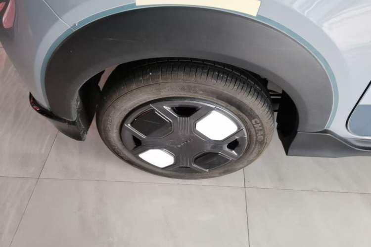 Used Geely Galaxy Panda 2025 210km Panda Kart Right Rear Wheel Hub