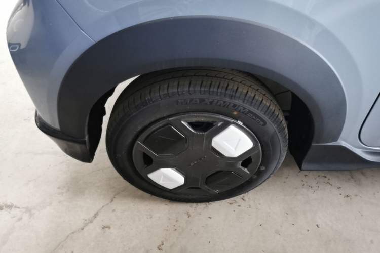 Used Geely Galaxy Panda 2025 210km Panda Kart Right Rear Wheel Hub
