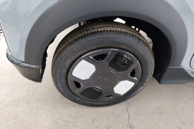 Used Geely Galaxy Panda 2025 210km Panda Kart Right Rear Wheel Hub