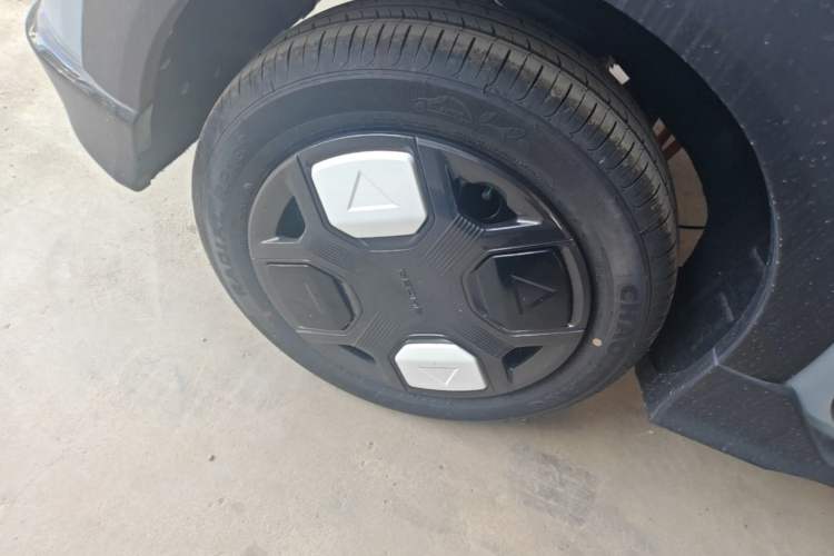 Used Geely Galaxy Panda 2025 210km Panda Kart Right Rear Wheel Hub