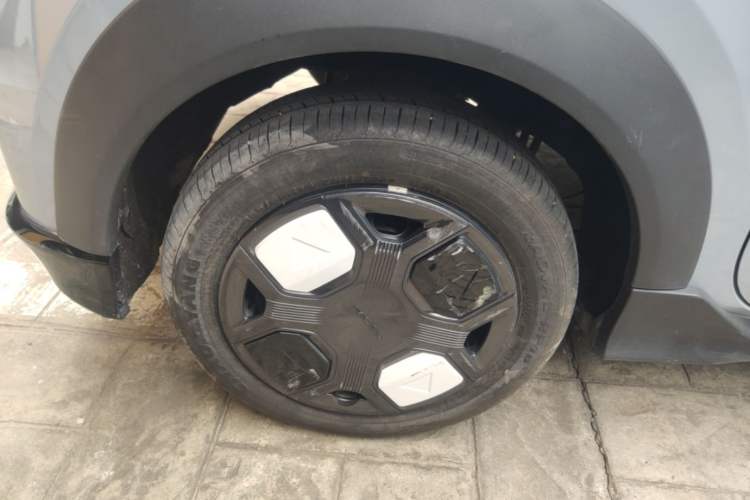 Used Geely Galaxy Panda 2025 210km Panda Kart Right Rear Wheel Hub