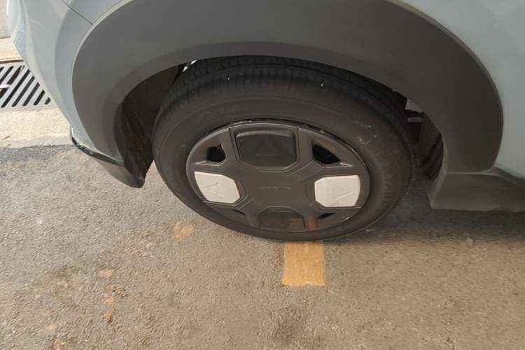 Used Geely Galaxy Panda 2025 210km Panda Kart Right Rear Wheel Hub