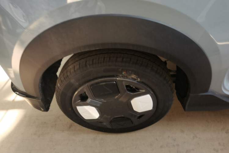 Used Geely Galaxy Panda 2025 210km Panda Kart Right Rear Wheel Hub