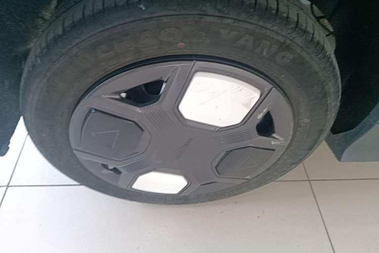 Used Geely Galaxy Panda 2025 210km Panda Kart Right Rear Wheel Hub