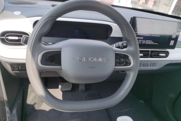 Used Geely Galaxy Panda 2025 210km Panda Kart Steering Wheel
