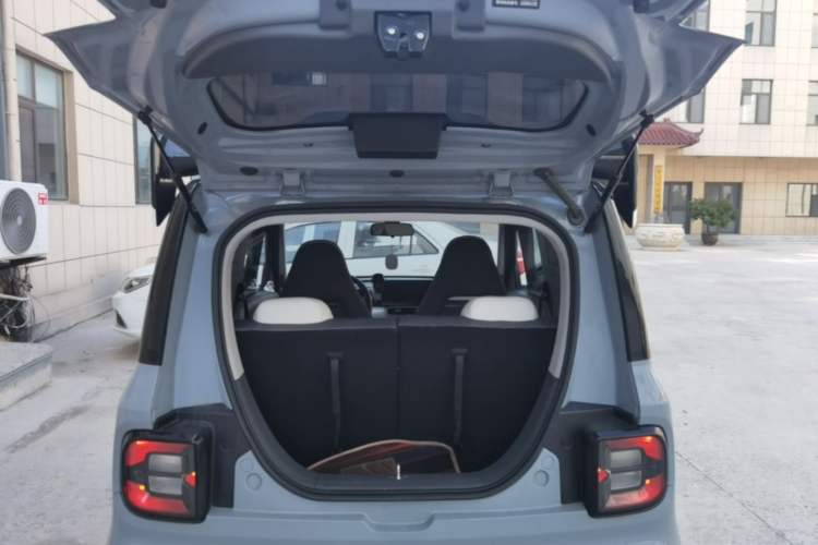 Used Geely Galaxy Panda 2025 210km Panda Kart Trunk
