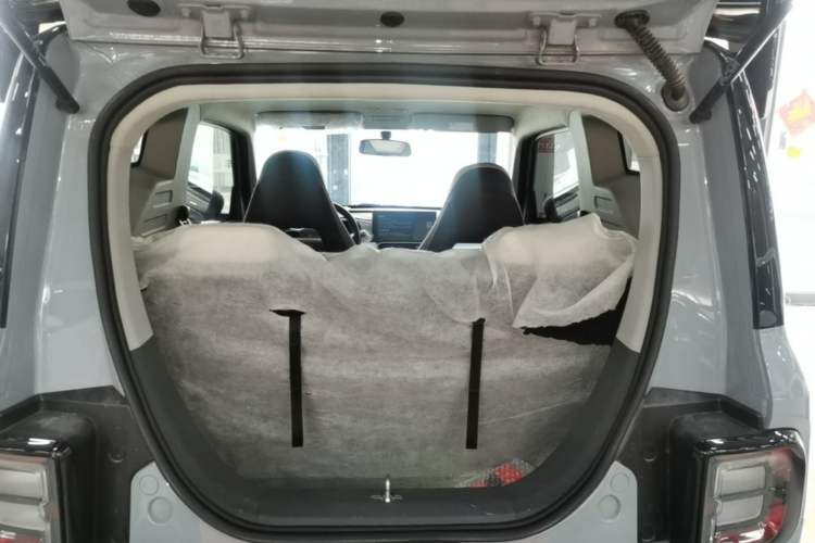 Used Geely Galaxy Panda 2025 210km Panda Kart Trunk