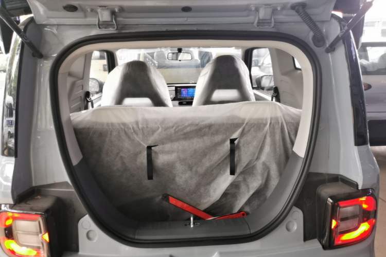 Used Geely Galaxy Panda 2025 210km Panda Kart Trunk