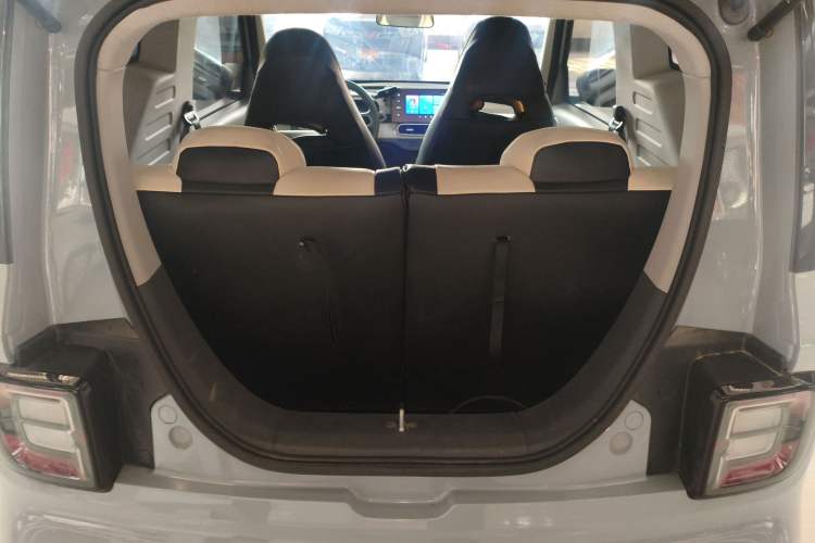 Used Geely Galaxy Panda 2025 210km Panda Kart Trunk