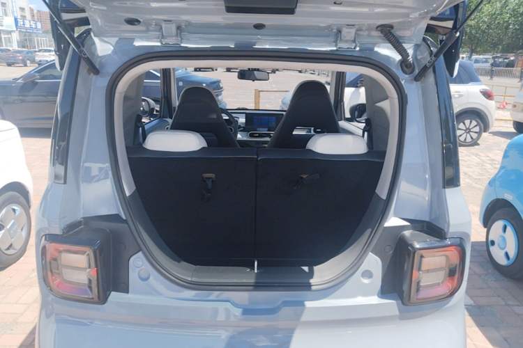 Used Geely Galaxy Panda 2025 210km Panda Kart Trunk