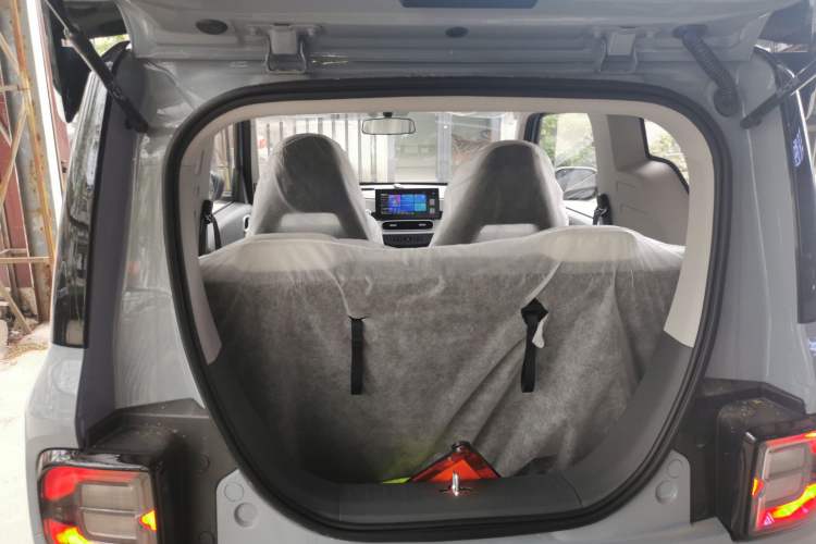 Used Geely Galaxy Panda 2025 210km Panda Kart Trunk