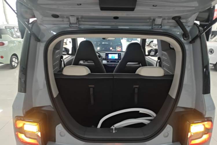 Used Geely Galaxy Panda 2025 210km Panda Kart Trunk