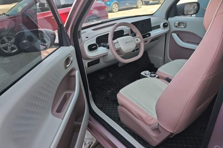 Used Geely Galaxy Panda 2025 210 km – Yuanqi Bear Driver Seat