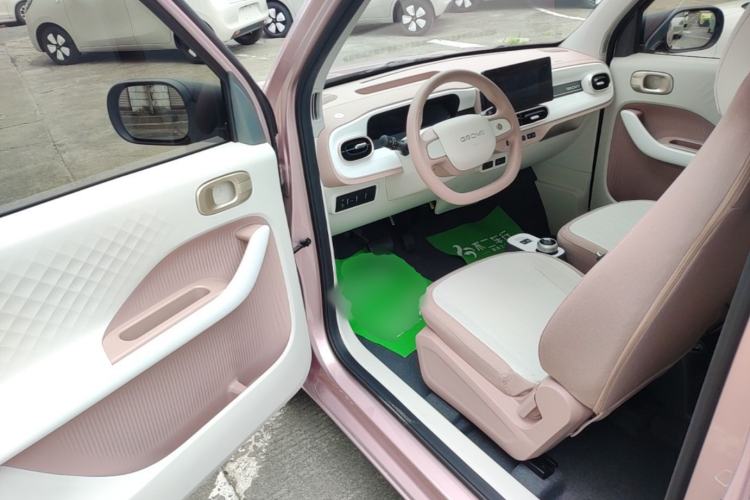 Used Geely Galaxy Panda 2025 210 km – Yuanqi Bear Driver Seat