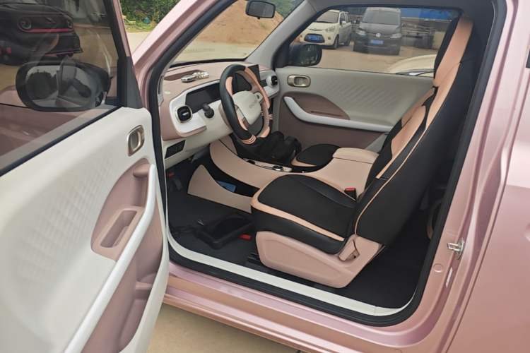 Used Geely Galaxy Panda 2025 210 km – Yuanqi Bear Driver Seat