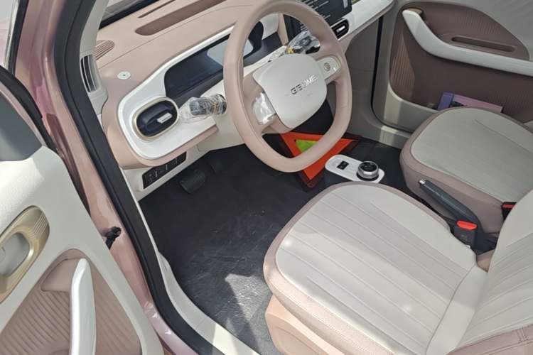 Used Geely Galaxy Panda 2025 210km Panda Kart Driver Seat
