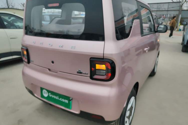 Used Geely Galaxy Panda 2025 210 km – Yuanqi Bear Exterior 3