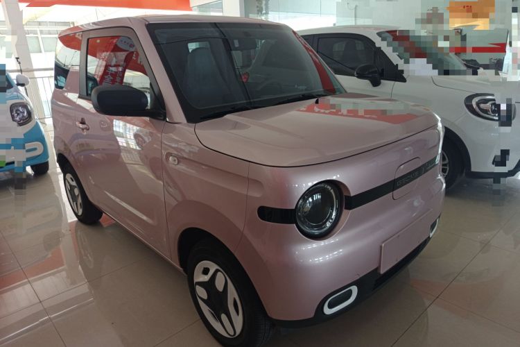 Used Geely Galaxy Panda 2025 210 km – Yuanqi Bear Front Right 45 Deg