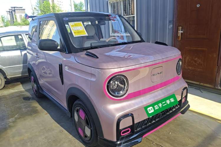 Used Geely Galaxy Panda 2025 210km Panda Kart Front Right 45 Deg