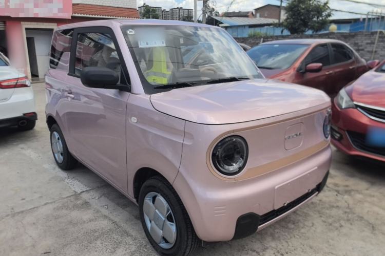 Used Geely Galaxy Panda 2025 210 km – Yuanqi Bear Front Right 45 Deg