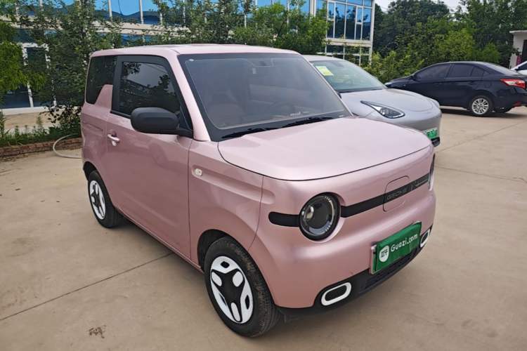 Used Geely Galaxy Panda 2025 210 km – Yuanqi Bear Front Right 45 Deg