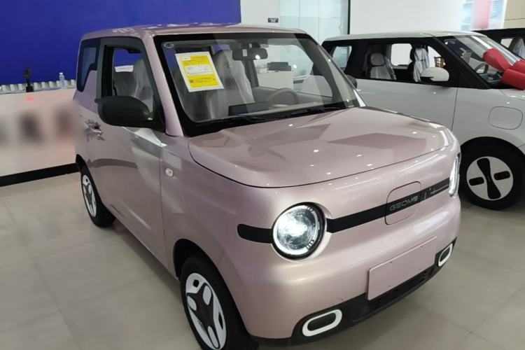 Used Geely Galaxy Panda 2025 210 km – Yuanqi Bear Front Right 45 Deg