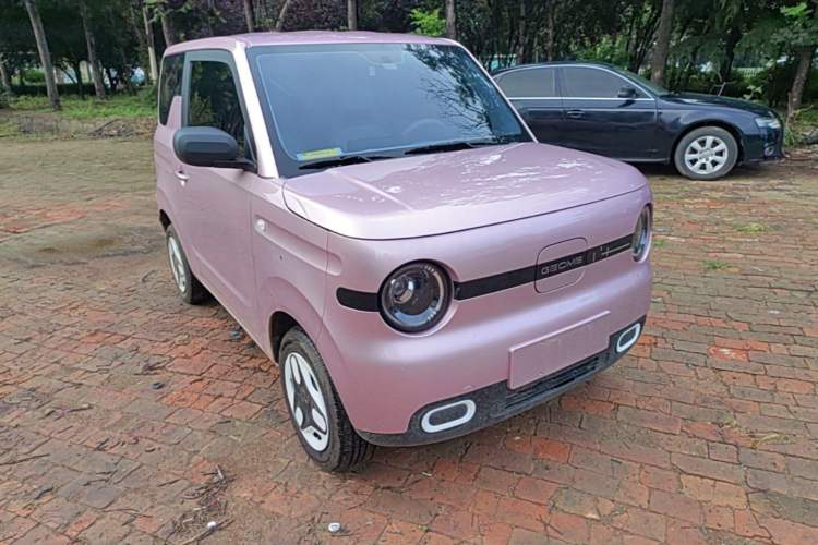 Used Geely Galaxy Panda 2025 210 km – Yuanqi Bear Front Right 45 Deg