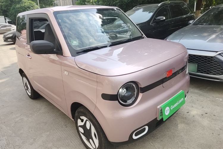 Used Geely Galaxy Panda 2025 210 km – Yuanqi Bear Front Right 45 Deg