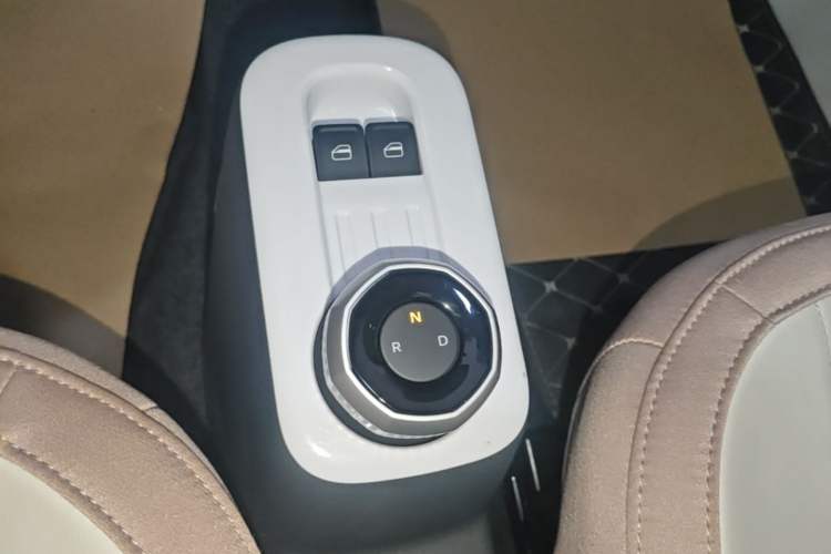 Used Geely Galaxy Panda 2025 210km Panda Kart Gear Lever
