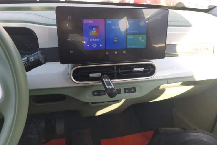 Used Geely Galaxy Panda 2025 210km Panda Rider Audio And AC Panel