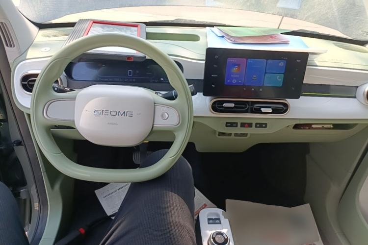 Used Geely Galaxy Panda 2025 210km Panda Rider Center Console