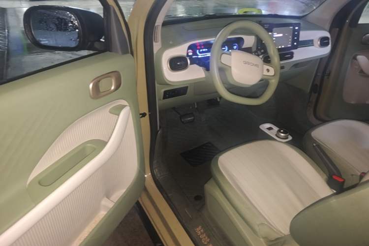 Used Geely Galaxy Panda 2025 210km Panda Rider Driver Seat