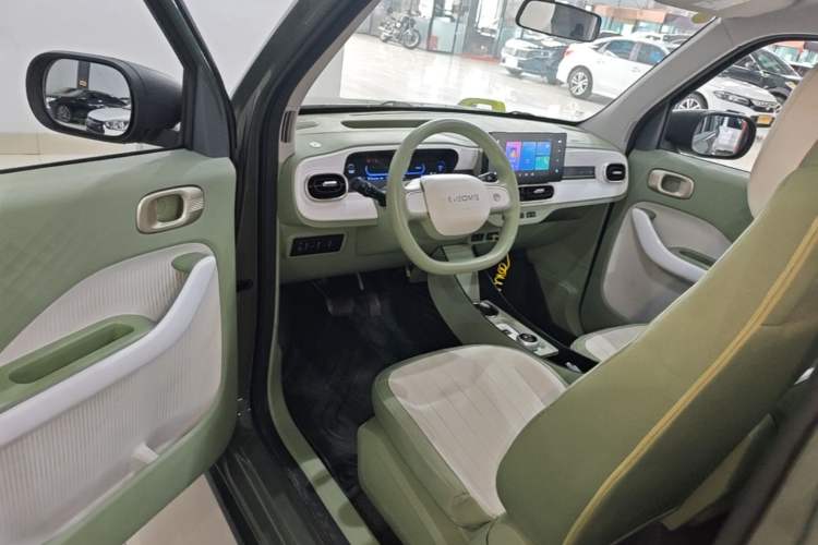 Used Geely Galaxy Panda 2025 210km Panda Rider Driver Seat
