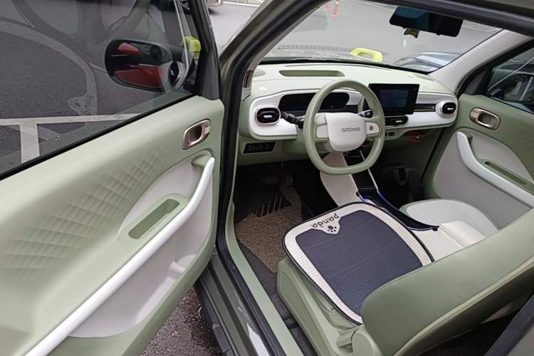 Used Geely Galaxy Panda 2025 210km Panda Rider Driver Seat