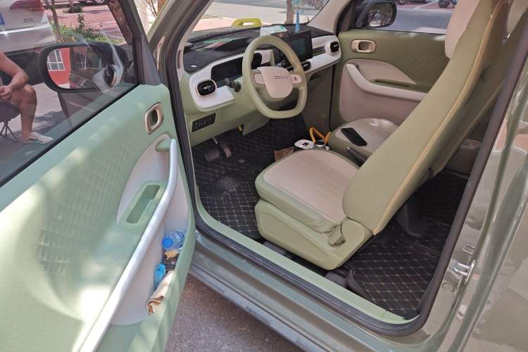 Used Geely Galaxy Panda 2025 210km Panda Rider Driver Seat