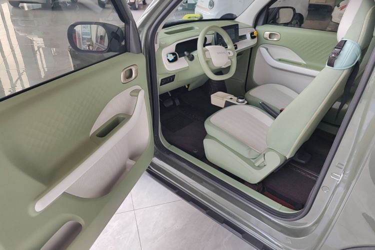 Used Geely Galaxy Panda 2025 210km Panda Rider Driver Seat