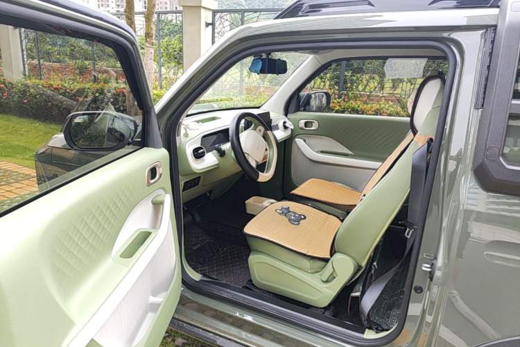 Used Geely Galaxy Panda 2025 210km Panda Rider Driver Seat