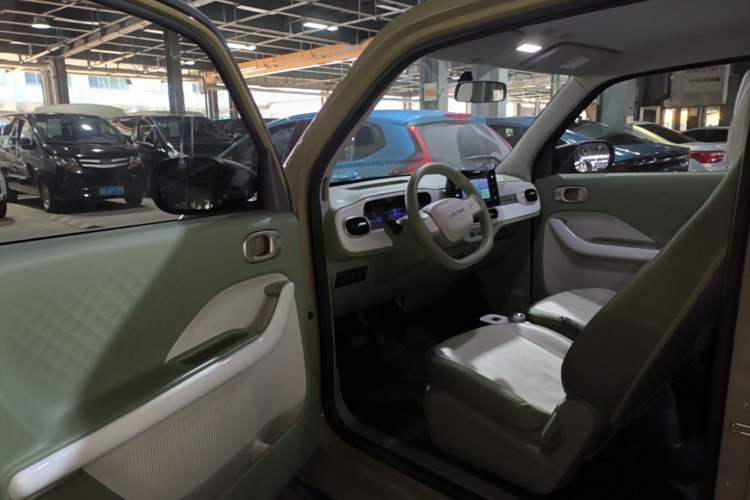 Used Geely Galaxy Panda 2025 210km Panda Rider Driver Seat