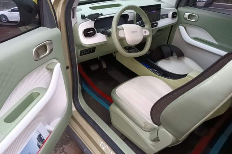 Used Geely Galaxy Panda 2025 210km Panda Rider Driver Seat