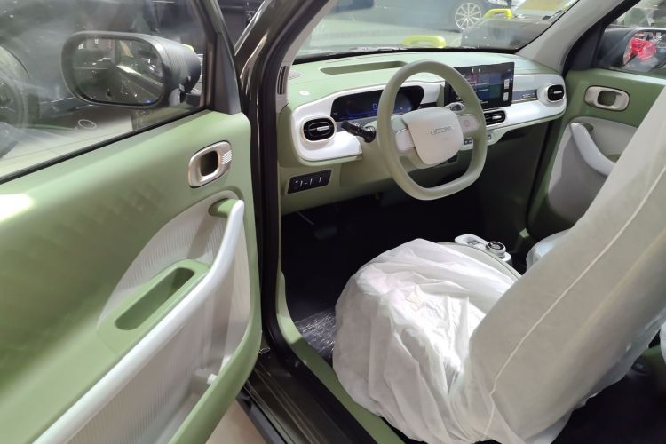 Used Geely Galaxy Panda 2025 210km Panda Rider Driver Seat