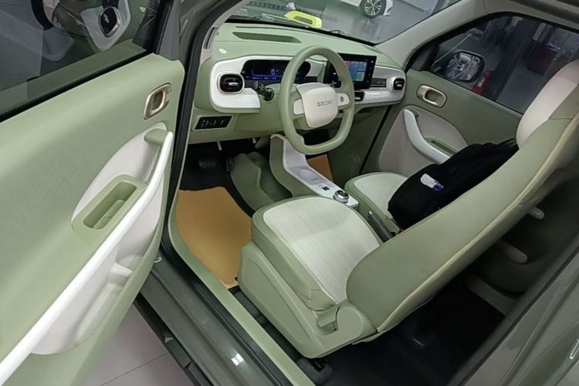 Used Geely Galaxy Panda 2025 210km Panda Rider Driver Seat
