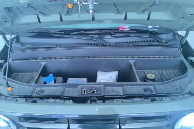 Used Geely Galaxy Panda 2025 210km Panda Rider Engine Bay