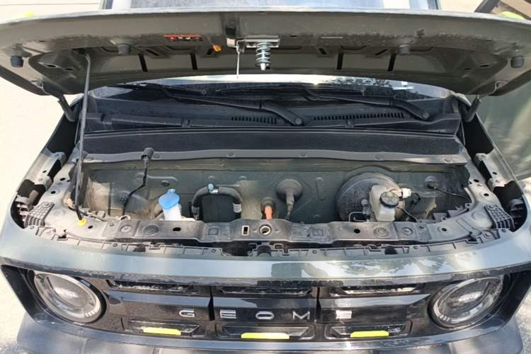 Used Geely Galaxy Panda 2025 210km Panda Rider Engine Bay
