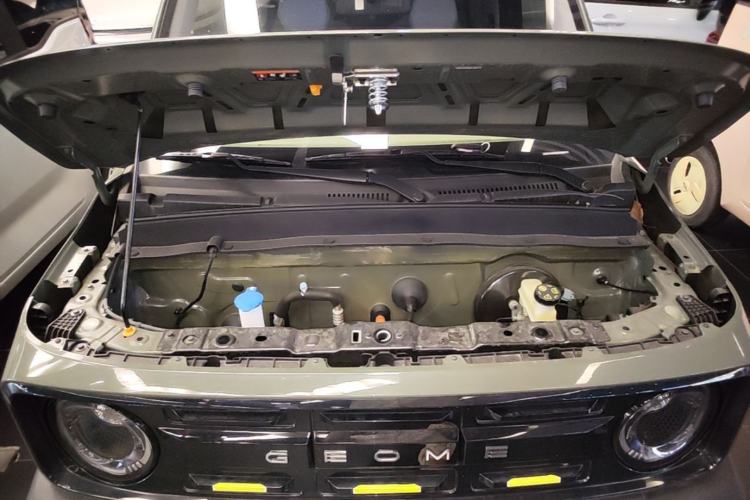 Used Geely Galaxy Panda 2025 210km Panda Rider Engine Bay