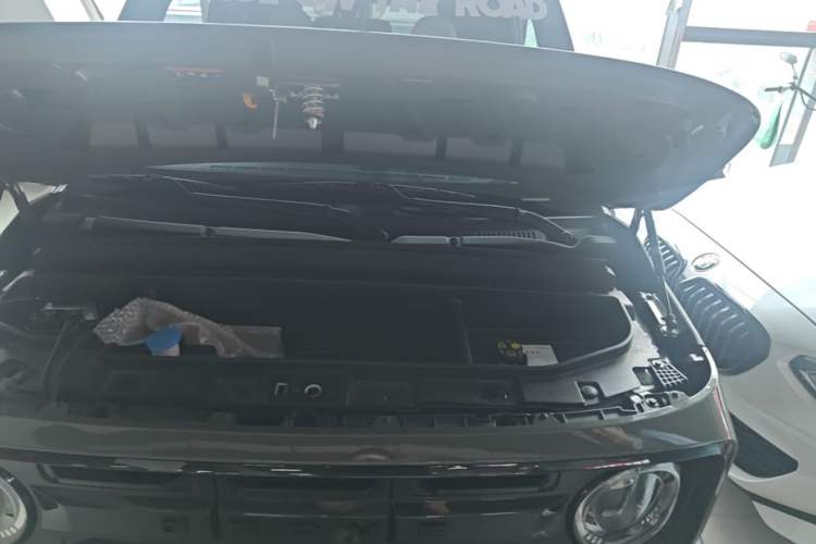 Used Geely Galaxy Panda 2025 210km Panda Rider Engine Bay