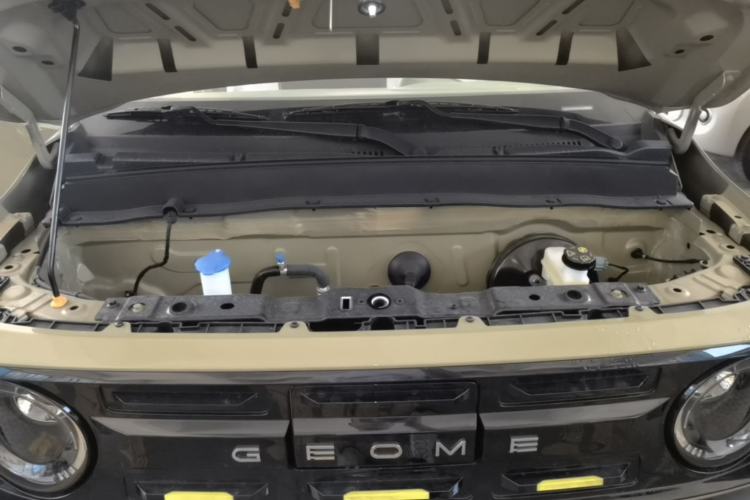 Used Geely Galaxy Panda 2025 210km Panda Rider Engine Bay