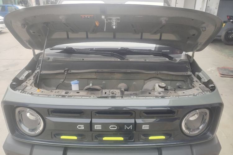 Used Geely Galaxy Panda 2025 210km Panda Rider Engine Bay