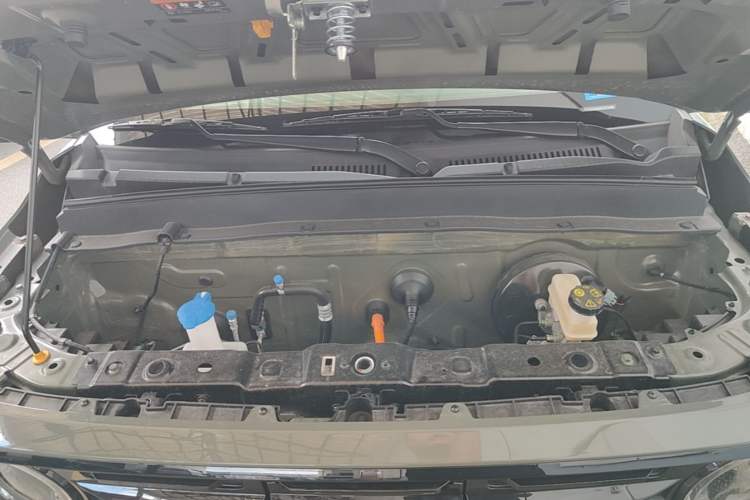Used Geely Galaxy Panda 2025 210km Panda Rider Engine Bay