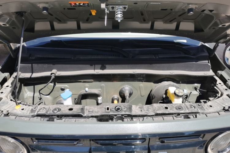 Used Geely Galaxy Panda 2025 210km Panda Rider Engine Bay
